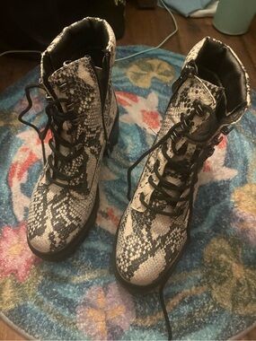 Snake Print Lace-Up Ankle Boots in Black & Cream